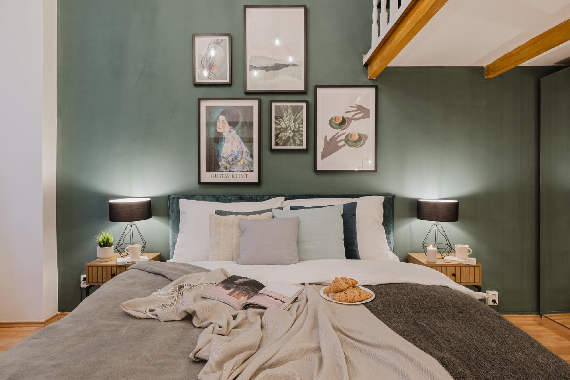 Days - Loft-style 1bdr - Workspace - Location Apartment Prague